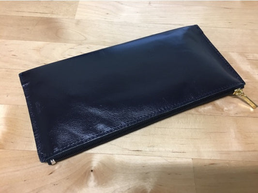 dünn passport & pencase(デュンパスポート&ペンケース)をしばらく使ってみた。ためしてビックリ!なんと◯本もペンが入るとは!