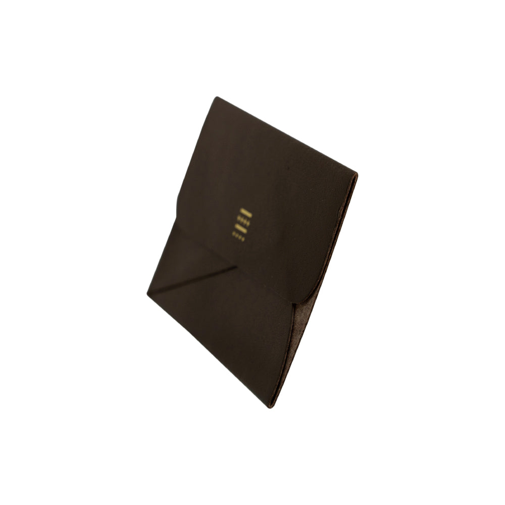 MUZOSA CARDRIDGE: A tiny business card holder that's almost the size of a business card