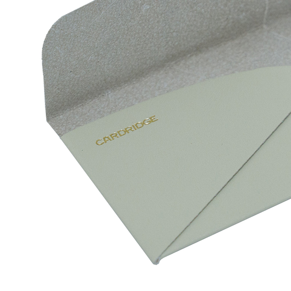MUZOSA CARDRIDGE: A tiny business card holder that's almost the size of a business card