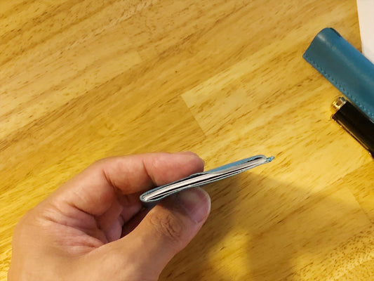 ビジネスマンが1日に交換する名刺の平均枚数は？持ち物を減らして情報をスッキリさせる。