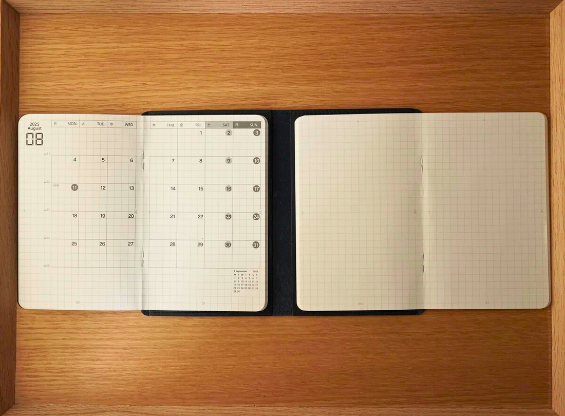 dünn × DIALOG NOTEBOOK 最新コラボ！2冊使いで広がる「dünn dual notecover」の魅力