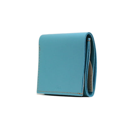 シンプルで使いやすい、三つ折りで極小サイズの財布。dünn 3wings wallet