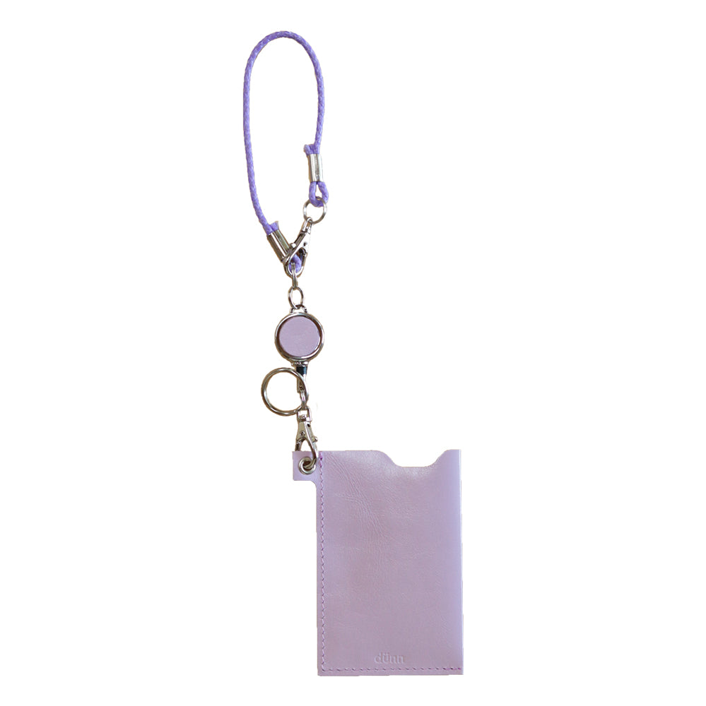 Simple and lightweight, the dünn solo passcase &amp; strap set is an easy-to-use pass case.