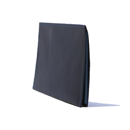 大きくて薄い、お札を折らずに使えるミニマム財布 dunn 6wings wallet